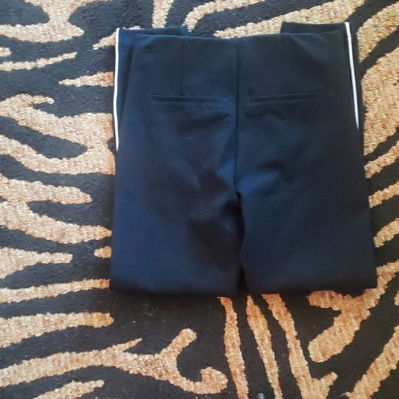 Spanx The Perfect 4 pocket skinny ankle pant in  ponte - Picture 4 of 7